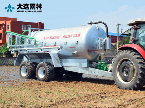 高效環(huán)保，雨林廠家供應(yīng)16方液體糞肥噴灑車吸污車